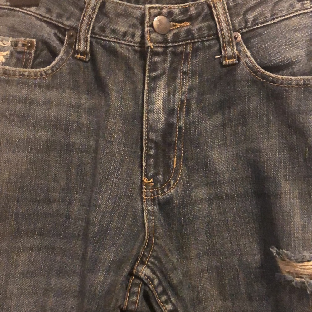 Kenneth Cole Distressed Jeans Medium Wash Jean - Picture 4 of 13